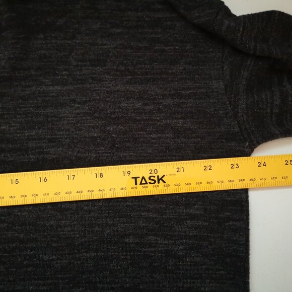 Roots Canada Men's Black & Grey Turtleneck - Picture 6 of 6